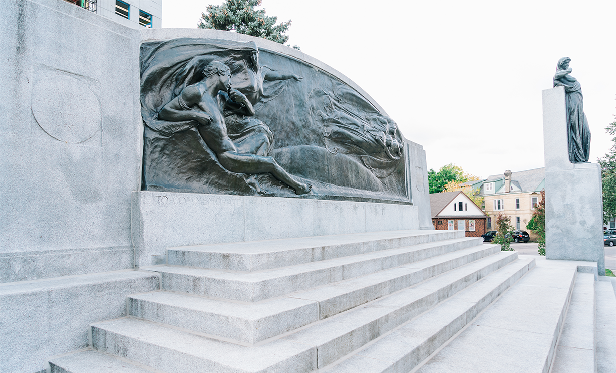 image Bell Memorial Park in Brantford, ON